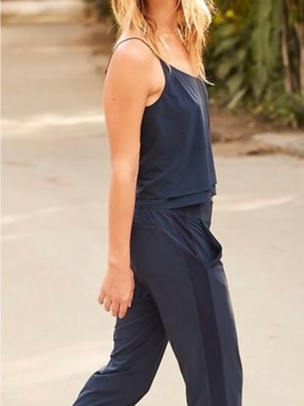 Athleta Brooklyn Navy Blue Mid-Rise Ankle Pants - Lightweight and Comfortable!